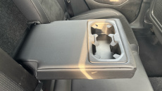 Volvo Xc40 2.0 T4 R DESIGN 5dr AWD Geartronic Petrol Estate